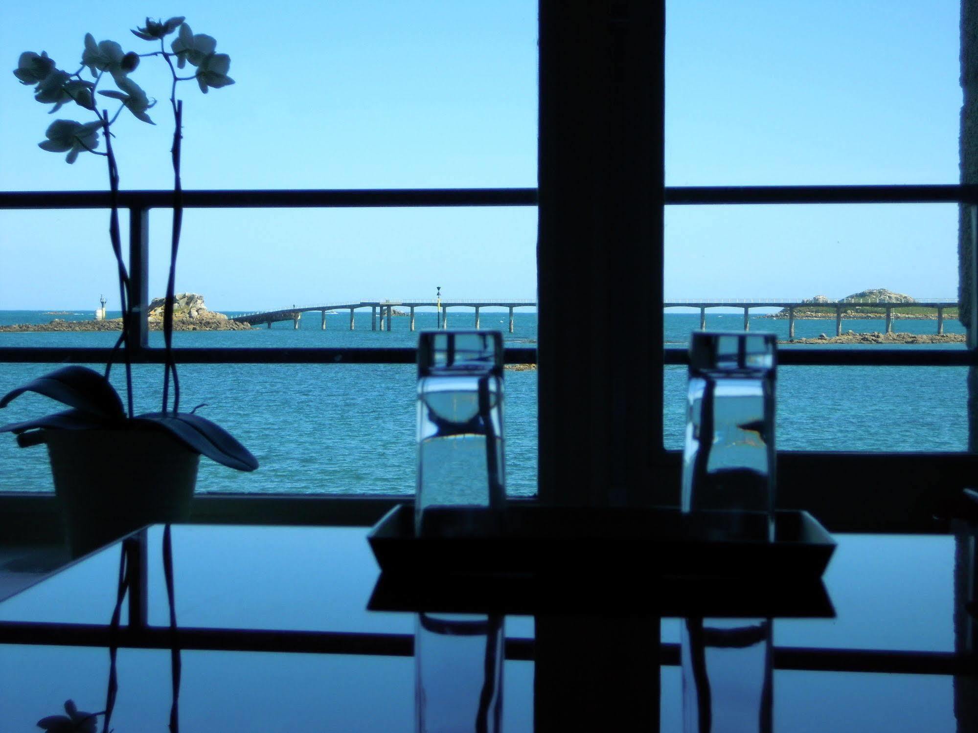 Hotel Le Temps De Vivre Roscoff Restaurante foto